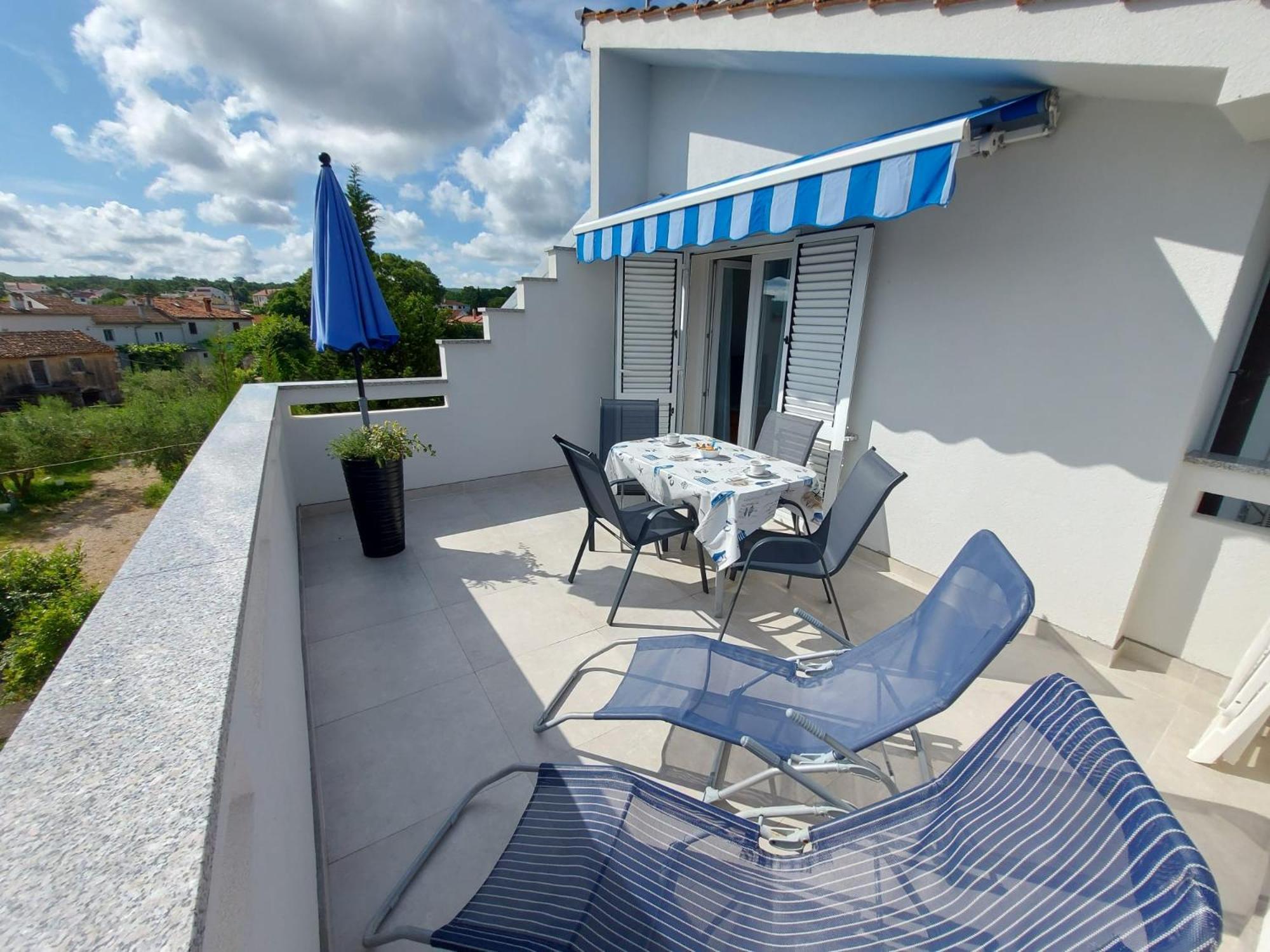 Vila Kraljica Malinska Extérieur photo