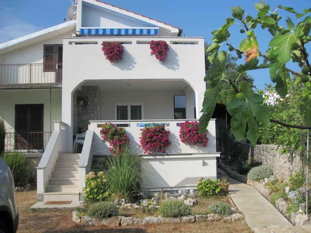Vila Kraljica Malinska Extérieur photo