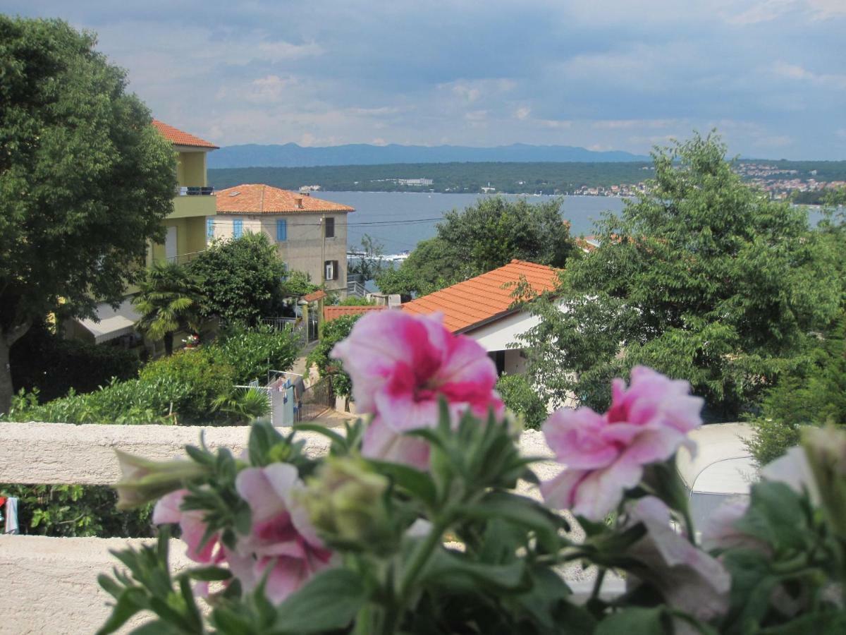 Vila Kraljica Malinska Extérieur photo